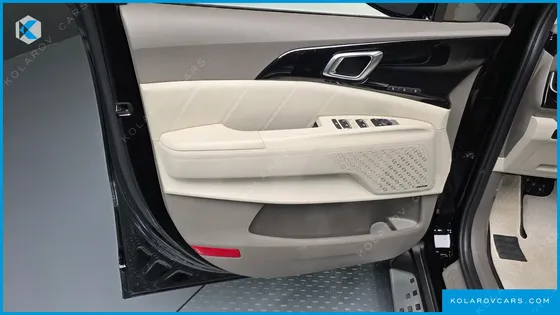 KIA CARNIVAL GASOLINE 9-SEATER HI LIMOUSINE (7-SEATER LIMOUSINE(SPECIAL VEHICLE)