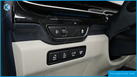 KIA CARNIVAL HEV 9SEATER GRAVITY