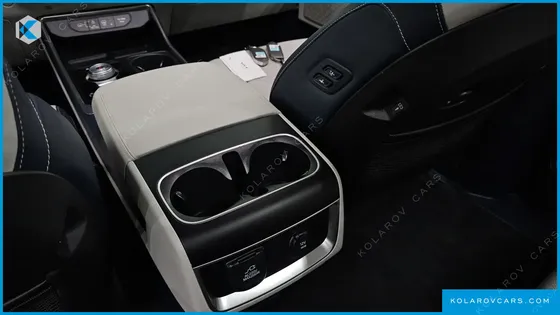 KIA CARNIVAL HEV 9SEATER GRAVITY