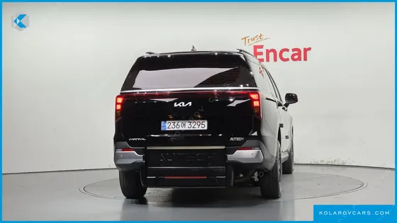 KIA CARNIVAL GASOLINE 5 SEATER WHEELCHAIR LIFT