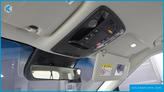 KIA CARNIVAL GASOLINE 5 SEATER WHEELCHAIR LIFT