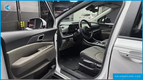 KIA CARNIVAL DIESEL 9-SEATER PRESTIGE