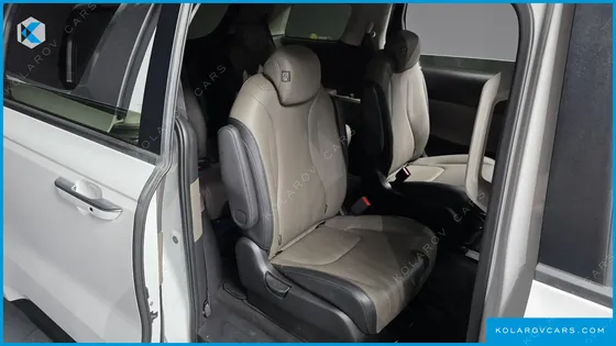 KIA CARNIVAL DIESEL 9-SEATER PRESTIGE