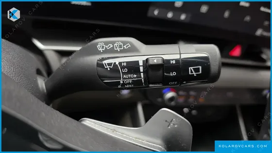 KIA CARNIVAL DIESEL 9-SEATER PRESTIGE