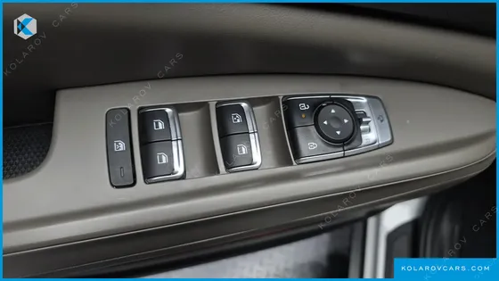 KIA CARNIVAL DIESEL 9-SEATER PRESTIGE