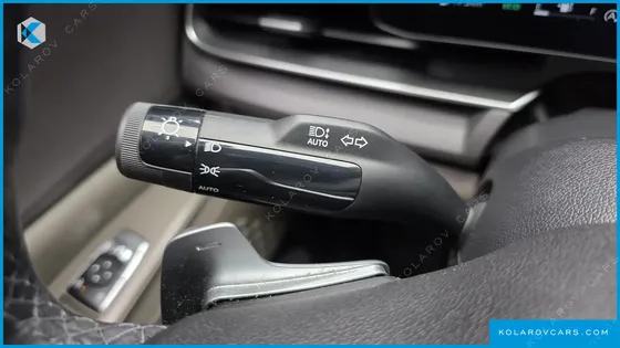 KIA CARNIVAL DIESEL 9-SEATER PRESTIGE