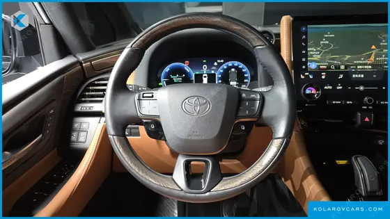 TOYOTA ALPHARD 2.5 HEV EXECUTIVE AWD
