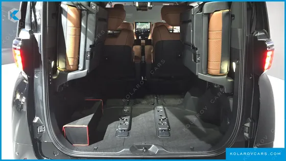 TOYOTA ALPHARD 2.5 HEV EXECUTIVE AWD