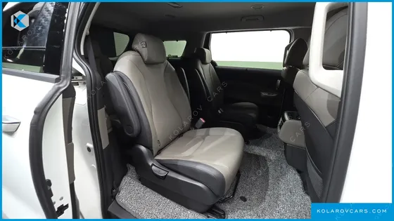 KIA CARNIVAL DIESEL 9-SEATER NOBLESSE