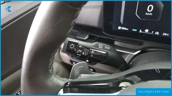 KIA CARNIVAL DIESEL 9-SEATER NOBLESSE