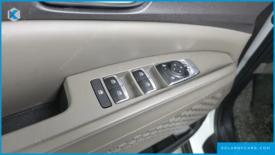 KIA CARNIVAL DIESEL 9-SEATER NOBLESSE