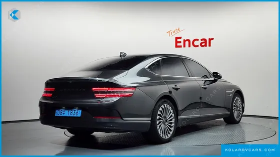 GENESIS G80 E-AWD