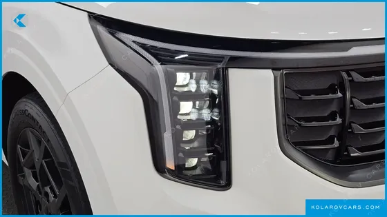 KIA CARNIVAL HEV 7-SEATER X LINE
