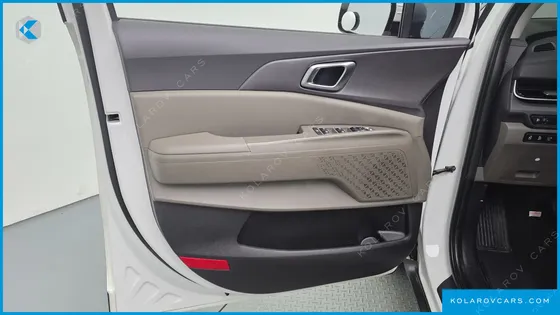 KIA CARNIVAL HEV 9SEATER NOBLESS