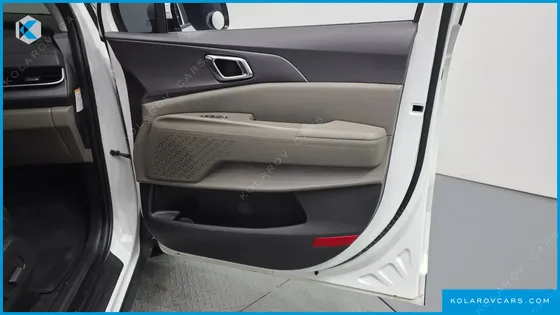 KIA CARNIVAL HEV 9SEATER NOBLESS
