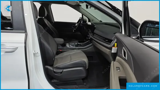 KIA CARNIVAL HEV 9 SEATER PRESTIGE