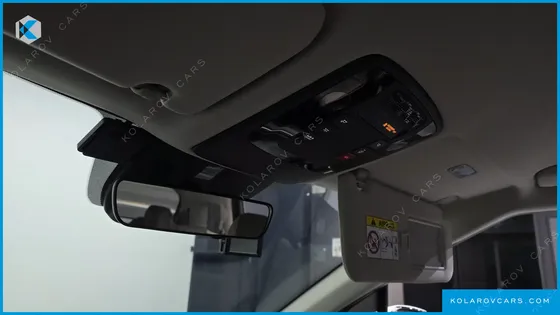 KIA CARNIVAL HEV 9 SEATER PRESTIGE