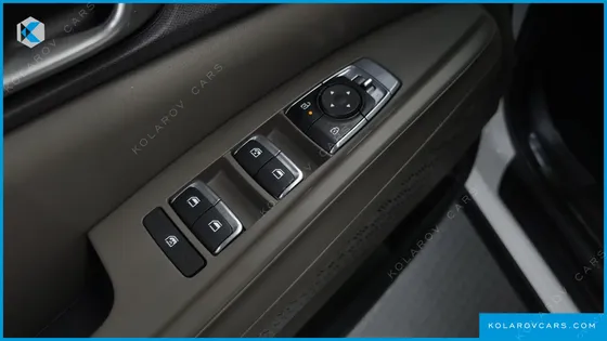 KIA CARNIVAL HEV 9 SEATER PRESTIGE