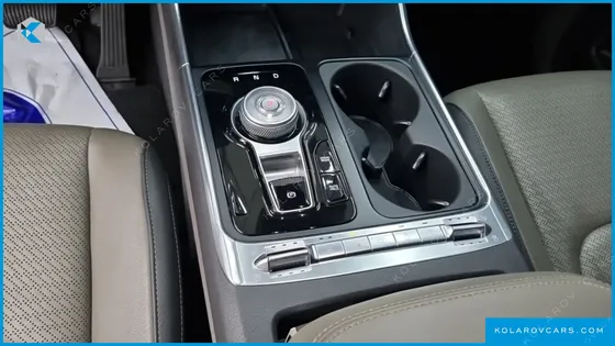 KIA CARNIVAL DIESEL 9-SEATER NOBLESSE