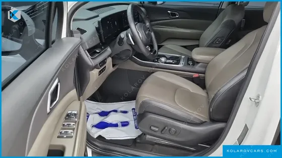 KIA CARNIVAL DIESEL 9-SEATER NOBLESSE