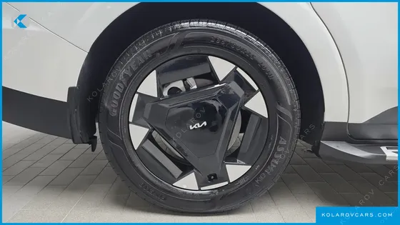 KIA CARNIVAL HEV 9SEATER NOBLESS