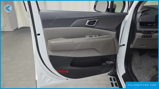KIA CARNIVAL HEV 9SEATER NOBLESS