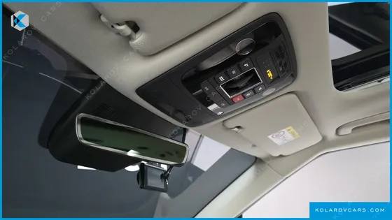 KIA CARNIVAL DIESEL 9-SEATER NOBLESSE