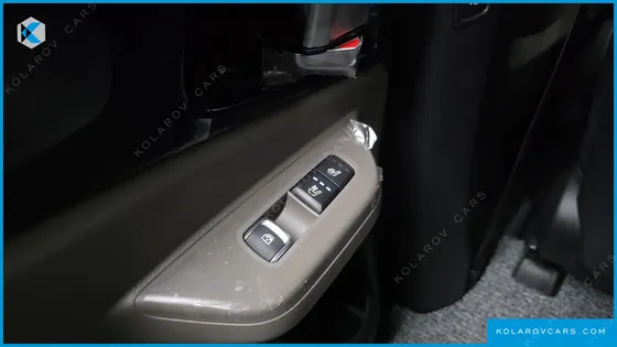 KIA CARNIVAL HEV 9SEATER GRAVITY