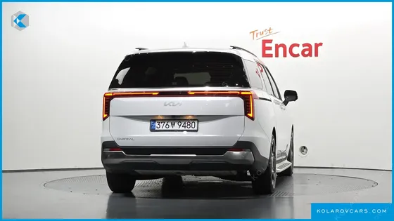 KIA CARNIVAL GASOLINE 9-SEATER SIGNATURE
