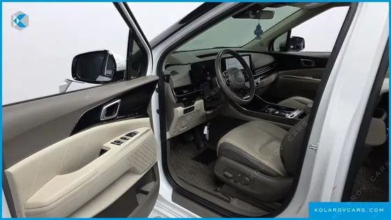 KIA CARNIVAL GASOLINE 9-SEATER SIGNATURE