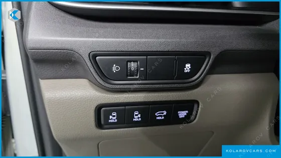 KIA CARNIVAL HEV 9SEATER NOBLESS