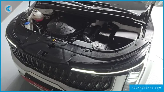 KIA CARNIVAL DIESEL 9-SEATER NOBLESSE