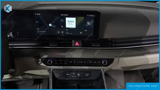 KIA CARNIVAL DIESEL 9-SEATER NOBLESSE
