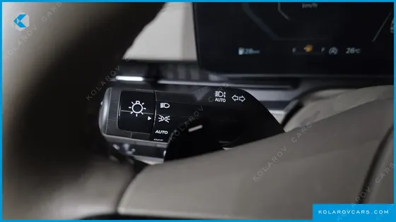 KIA CARNIVAL DIESEL 9-SEATER NOBLESSE