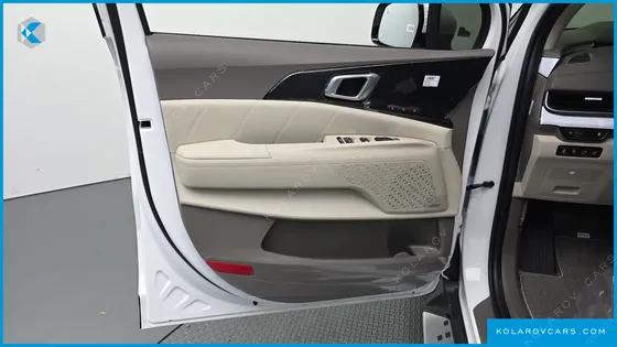 KIA CARNIVAL HEV 7-SEATER HI LIMOUSINE