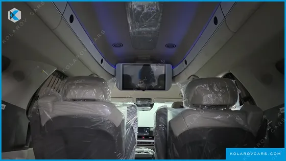 KIA CARNIVAL HEV 7-SEATER HI LIMOUSINE