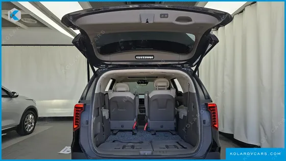 KIA CARNIVAL GASOLINE 7-SEATER GRAVITY