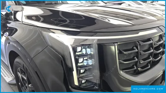KIA CARNIVAL GASOLINE 7-SEATER GRAVITY