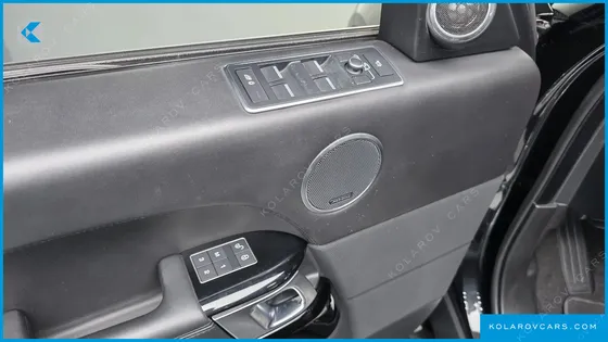 LAND ROVER RANGE ROVER 4.4 SDV8 VOGUE SE LWB DIESEL