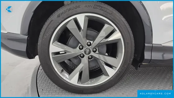 AUDI Q4 E-TRON 40 PREMIUM