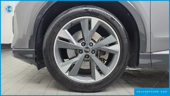 AUDI Q4 E-TRON 40 PREMIUM