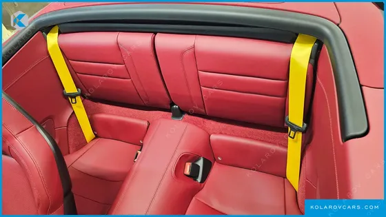 PORSCHE 911 CARRERA 4 GTS CABRIOLET