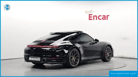PORSCHE 911 CARRERA 4S
