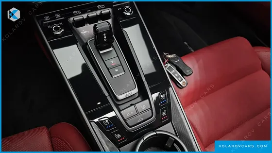 PORSCHE 911 CARRERA 4S