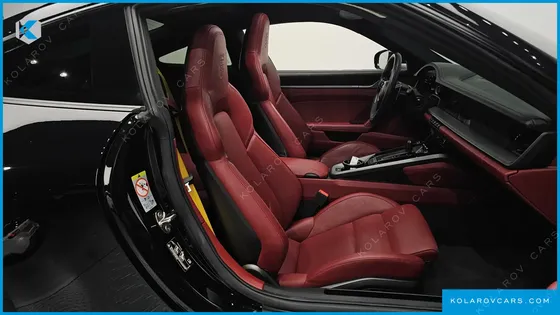 PORSCHE 911 CARRERA 4S