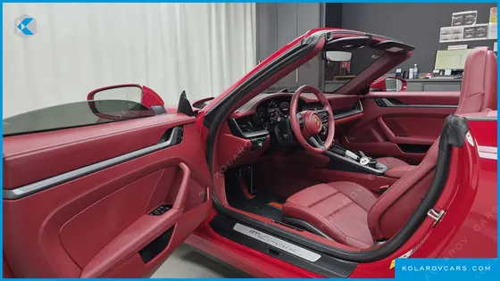 PORSCHE 911 CARRERA 4 CABRIOLET