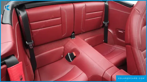 PORSCHE 911 CARRERA 4 CABRIOLET