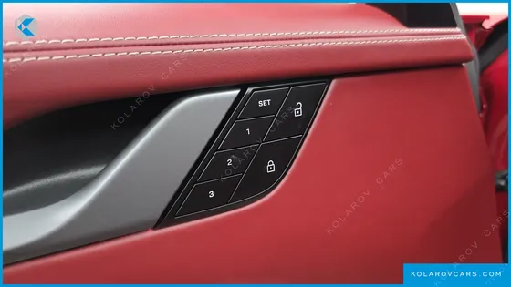 PORSCHE 911 CARRERA 4 CABRIOLET