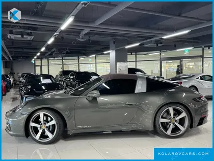 PORSCHE 911 TARGA 4S