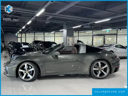 PORSCHE 911 TARGA 4S